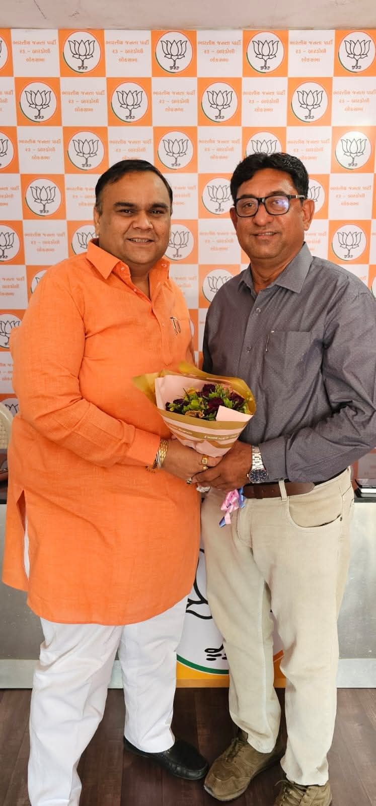 તા.૨૩-૦૬-૨૦૨૫ ના રોજ મારા મિત્ર સુરત જિલ્લા ભાજપ મહામંત્રી રાજેશભાઈ પટેલને જન્મદિવસની ખૂબ ખૂબ શુભેચ્છાઓ.